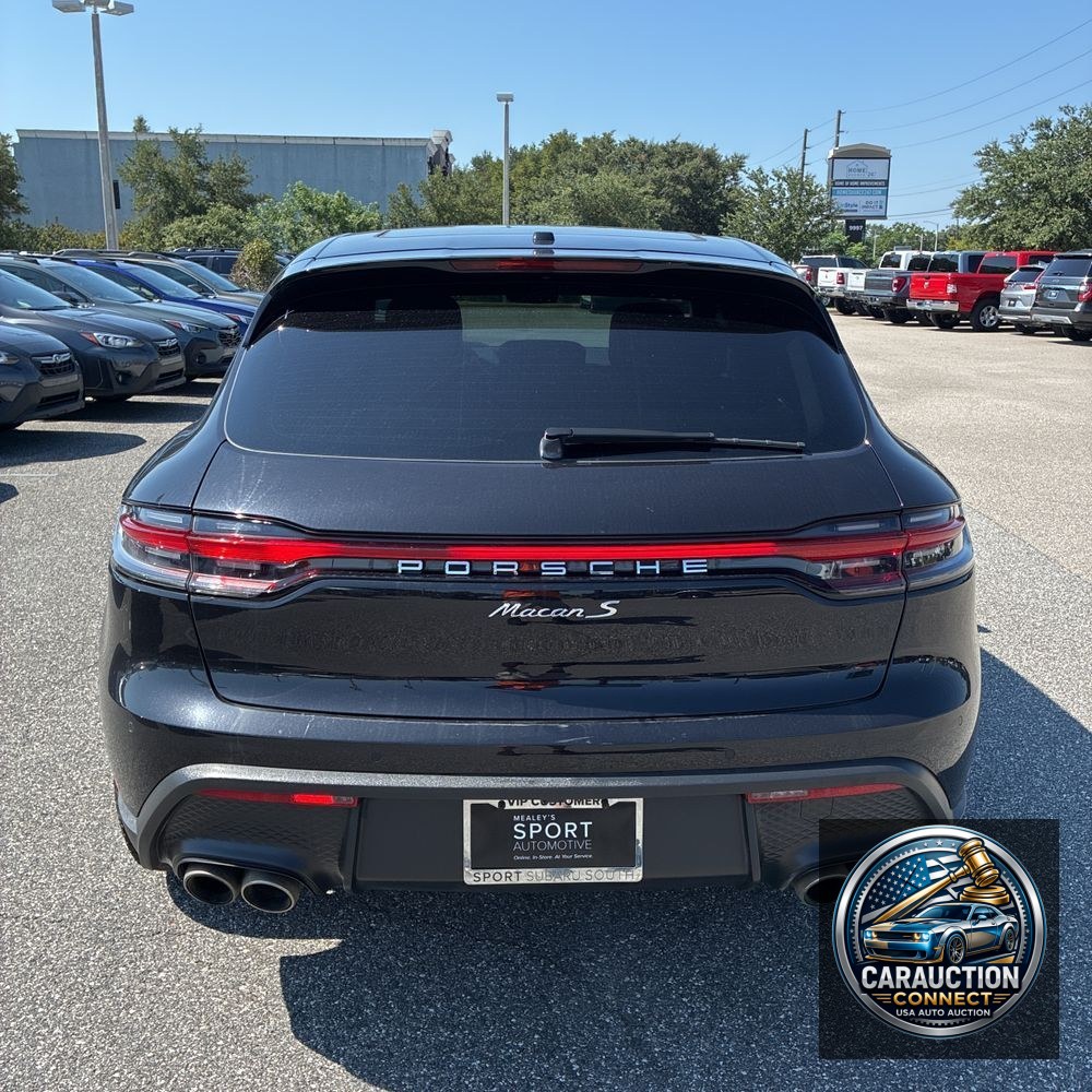 2022 Porsche Macan S