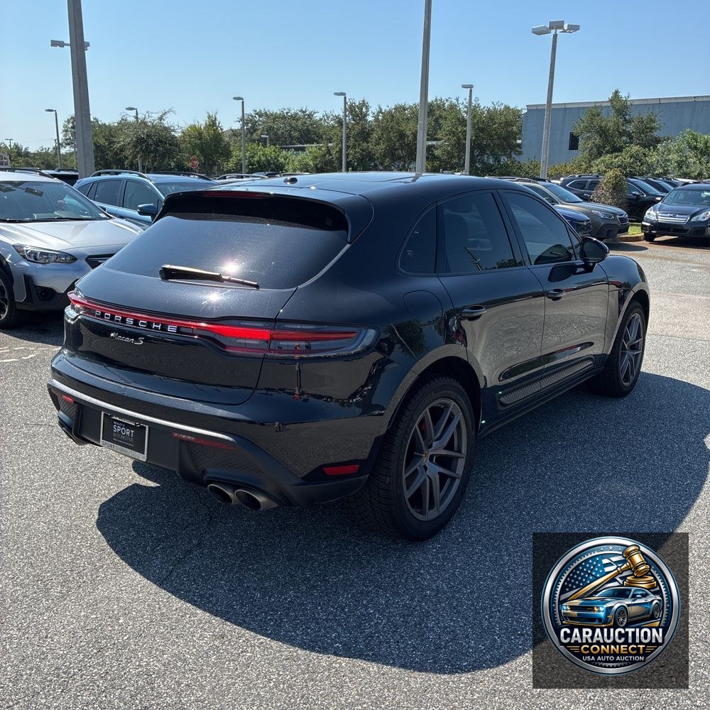 2022 Porsche Macan S