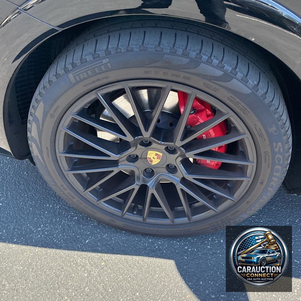 2023 Porsche Cayenne GTS