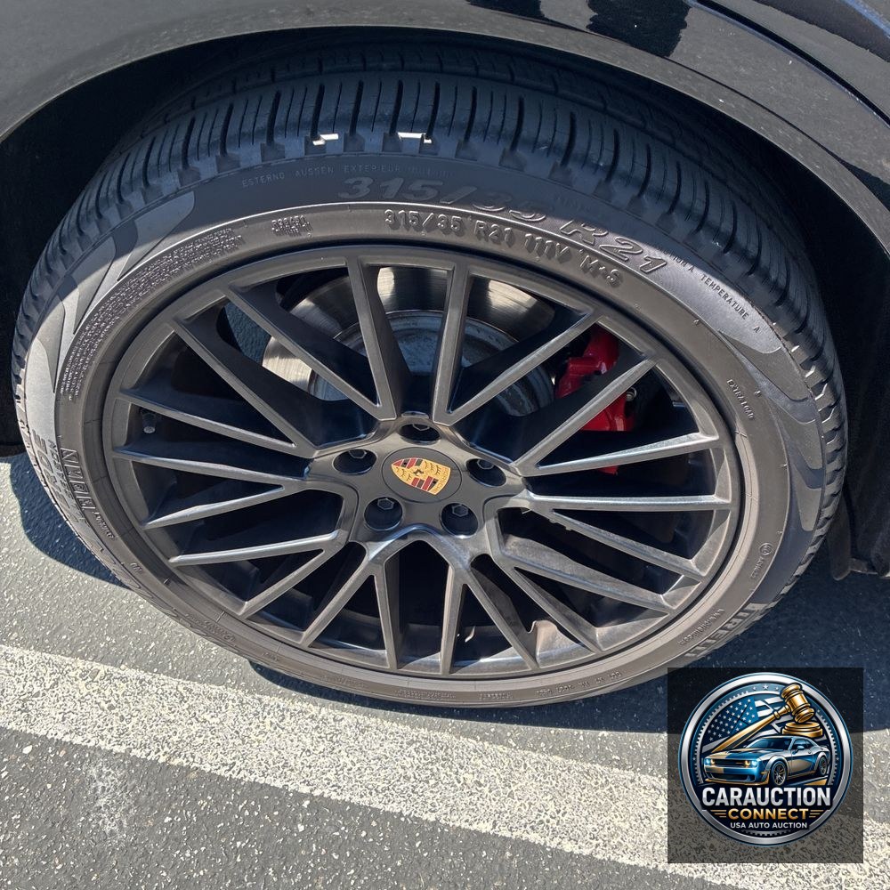 2023 Porsche Cayenne GTS