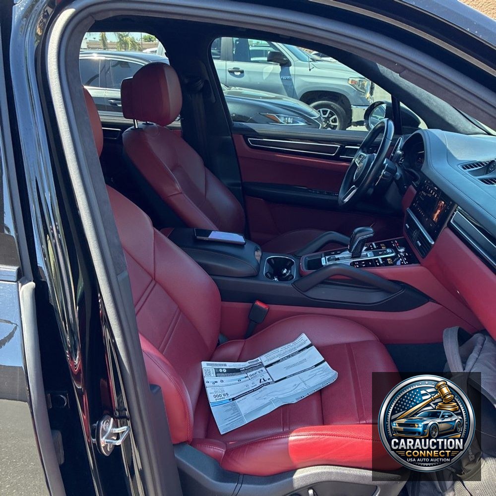 2023 Porsche Cayenne GTS