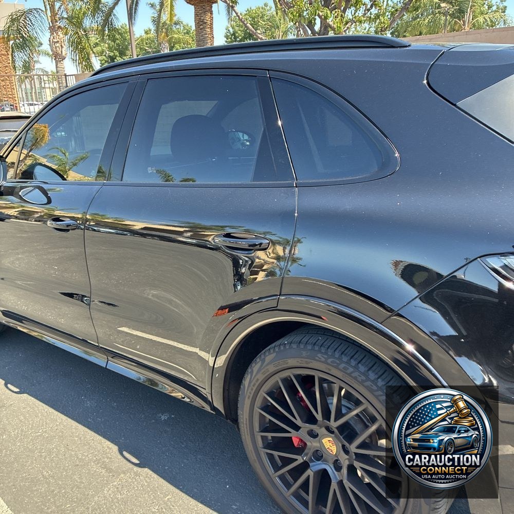 2023 Porsche Cayenne GTS