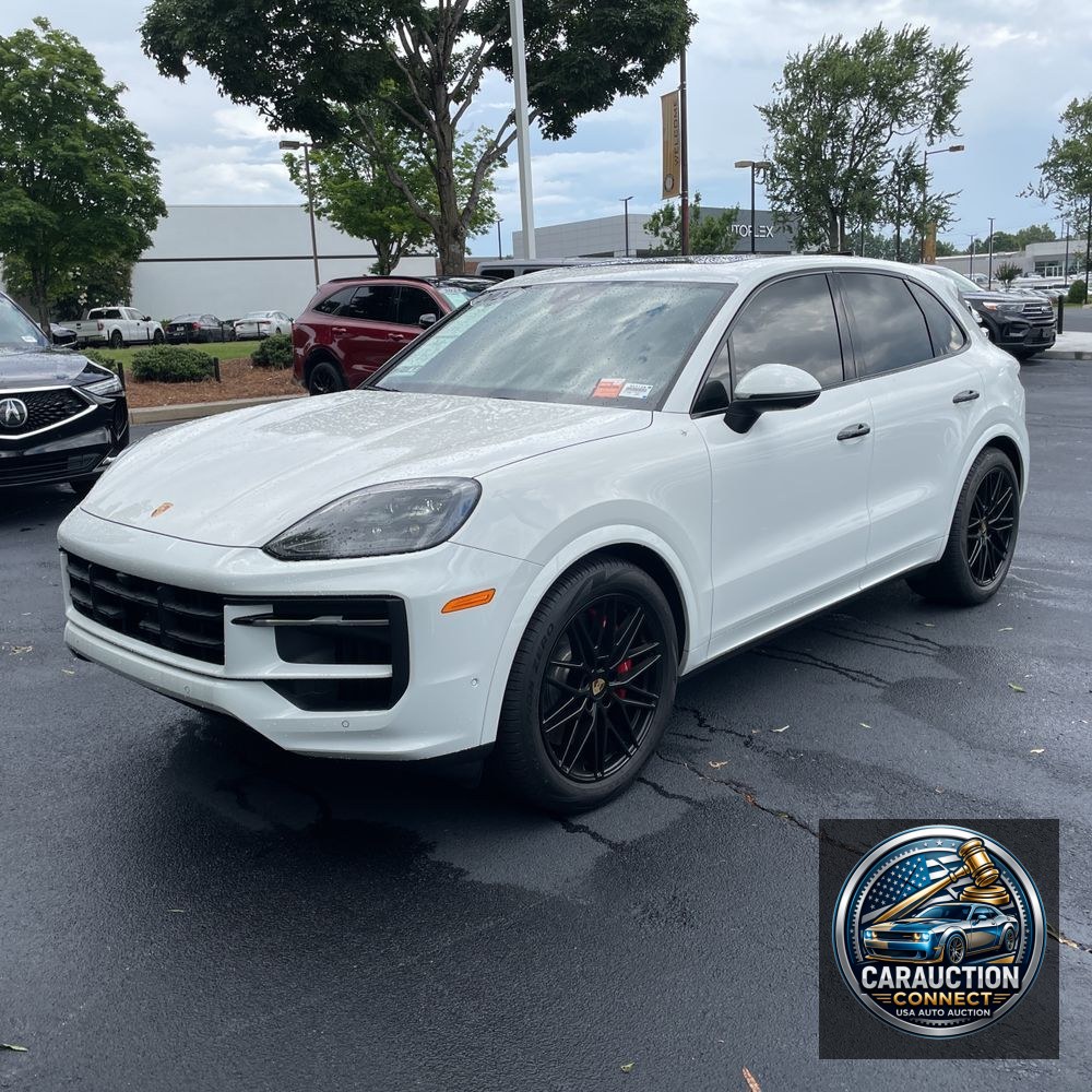 2024 Porsche Cayenne S