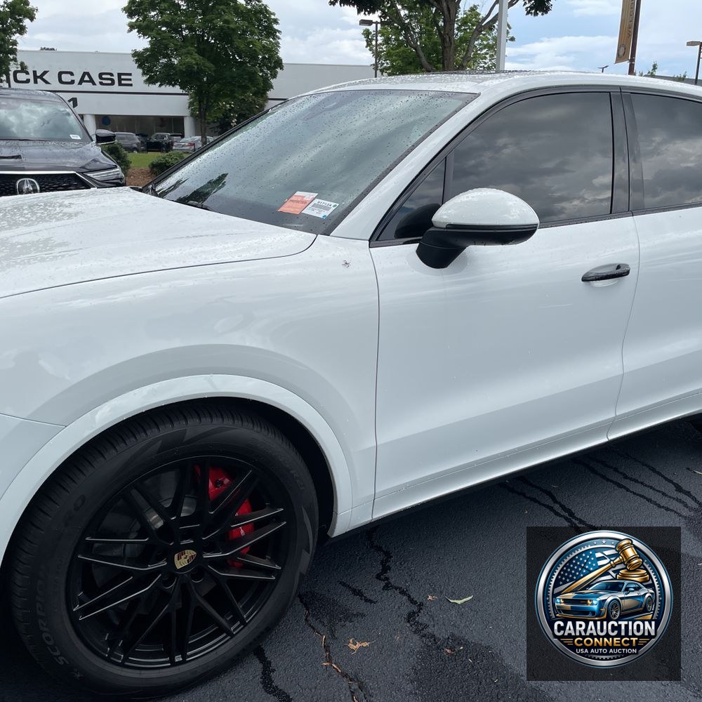 2024 Porsche Cayenne S