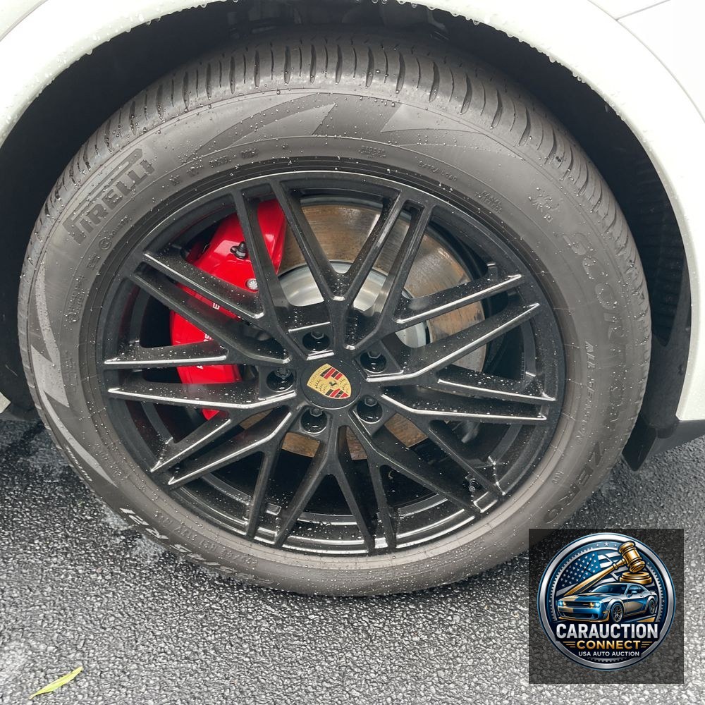 2024 Porsche Cayenne S