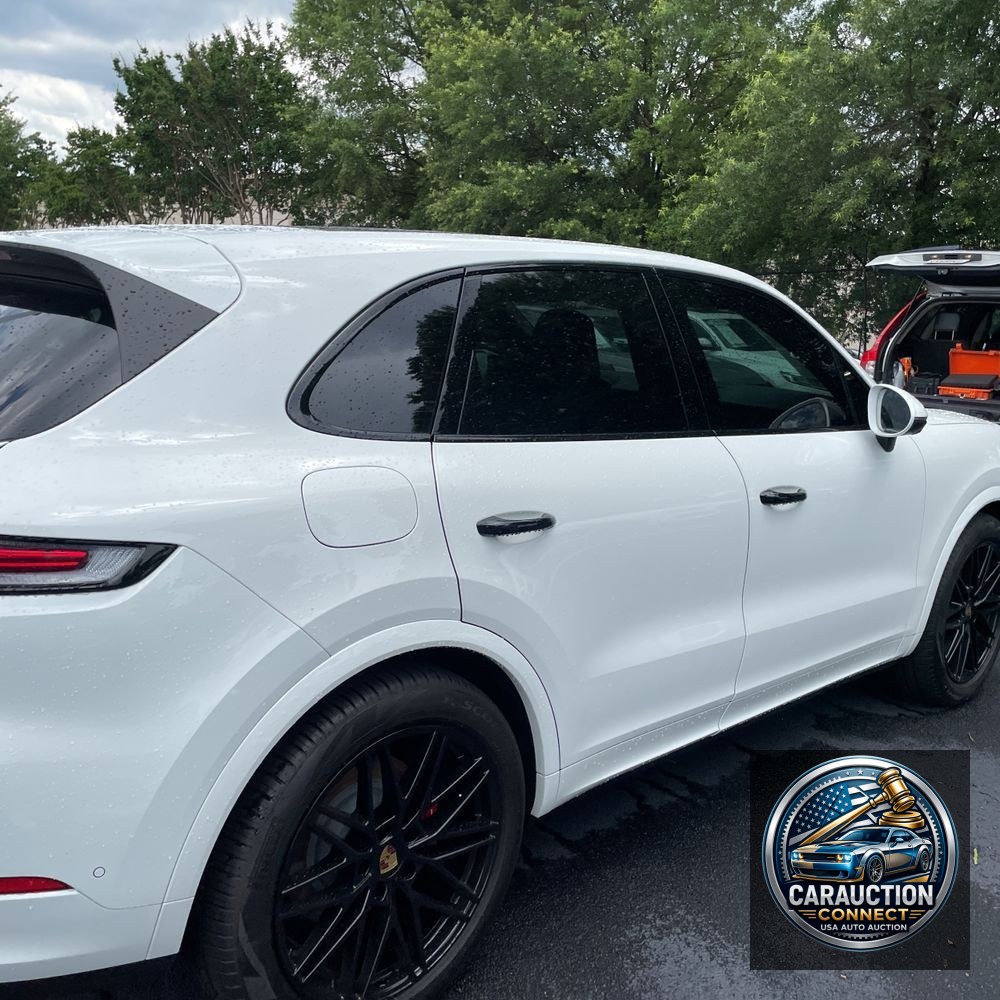 2024 Porsche Cayenne S