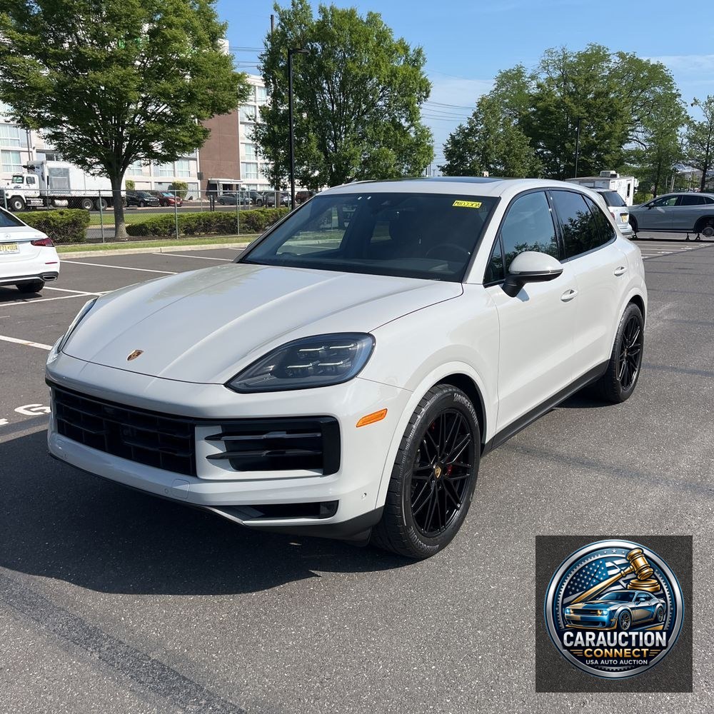 2024 Porsche Cayenne S
