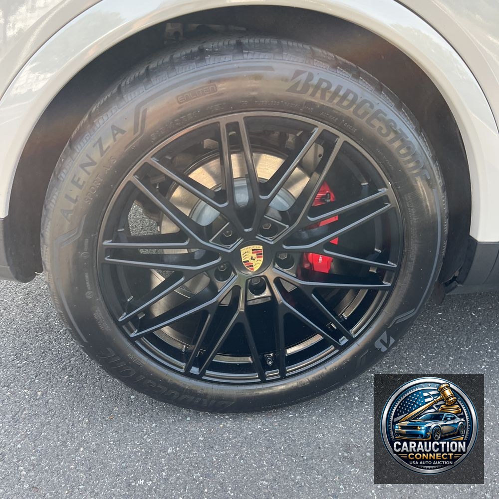 2024 Porsche Cayenne S