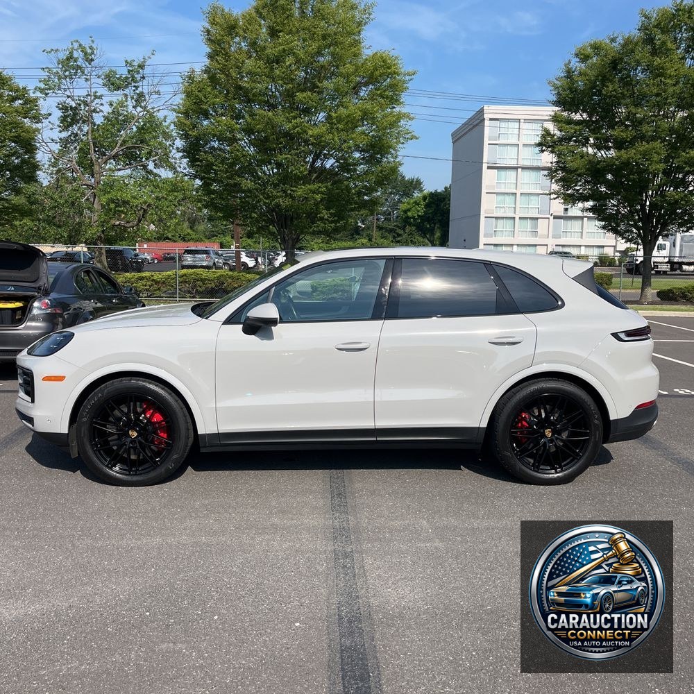 2024 Porsche Cayenne S
