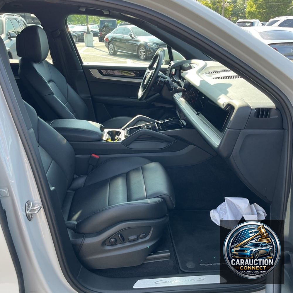 2024 Porsche Cayenne S