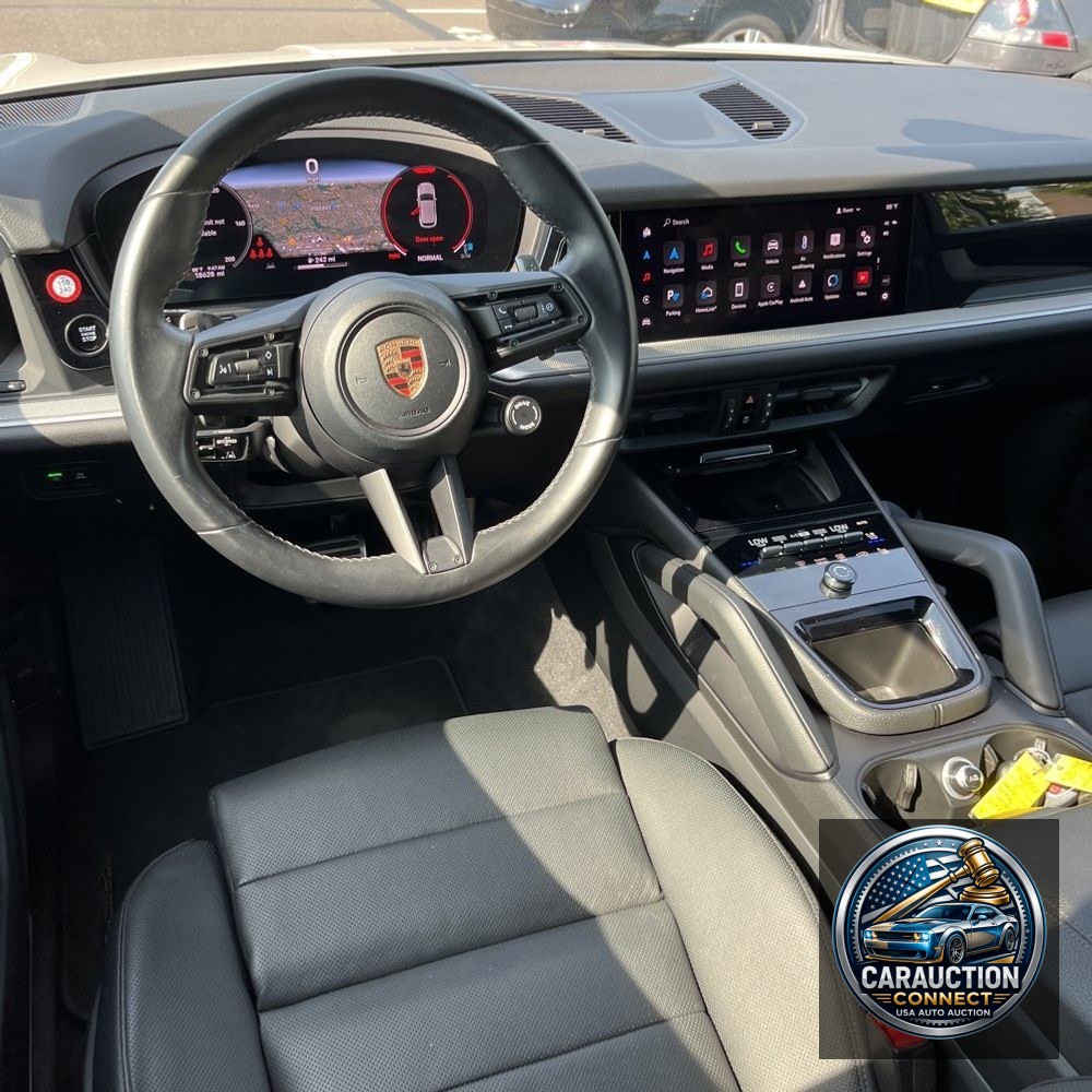 2024 Porsche Cayenne S