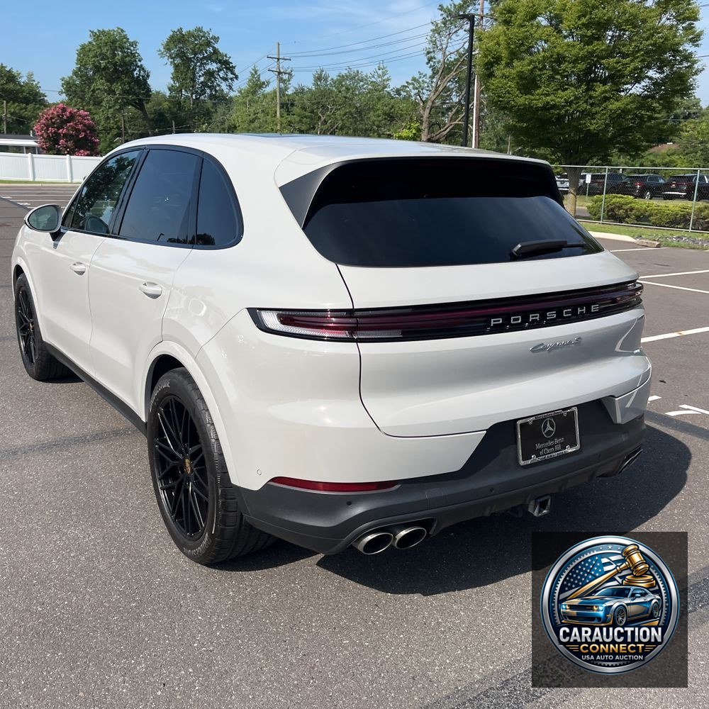 2024 Porsche Cayenne S