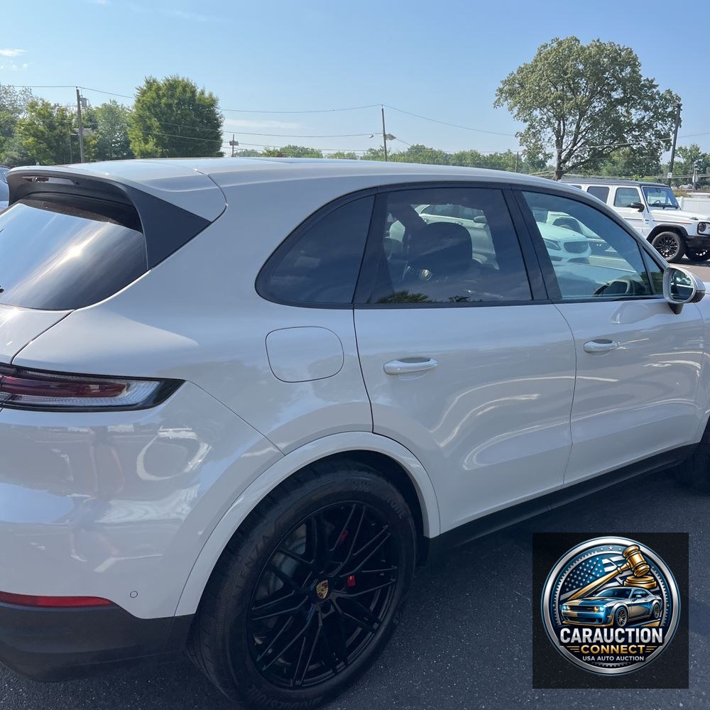 2024 Porsche Cayenne S