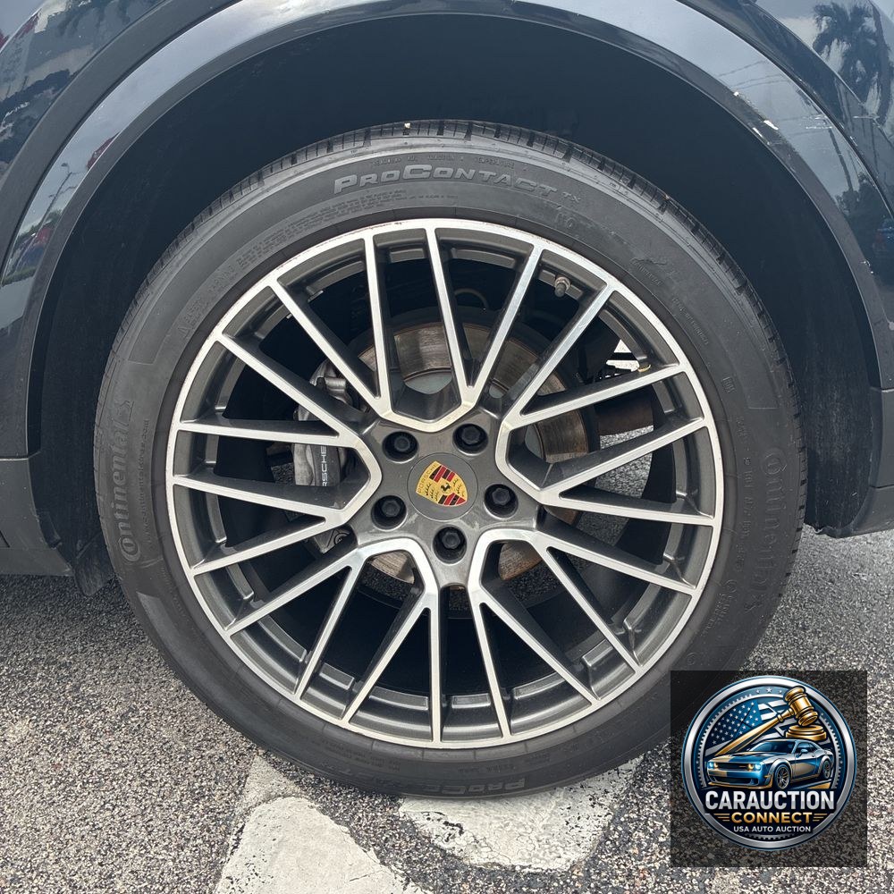 2021 Porsche Cayenne Coupe
