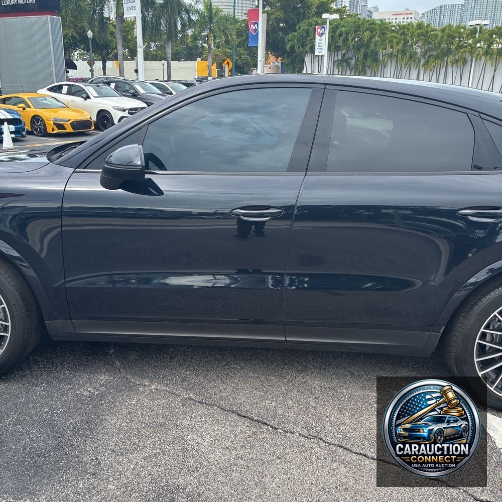 2021 Porsche Cayenne Coupe