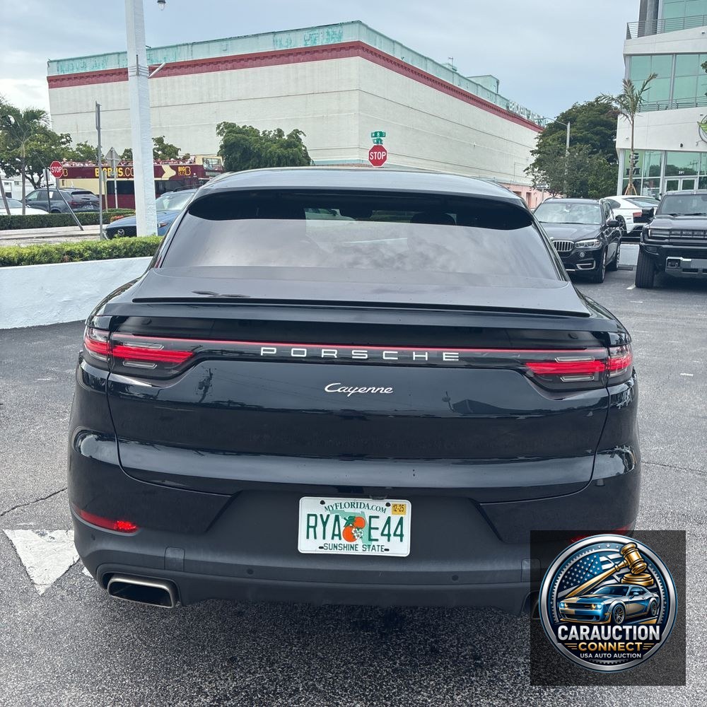 2021 Porsche Cayenne Coupe