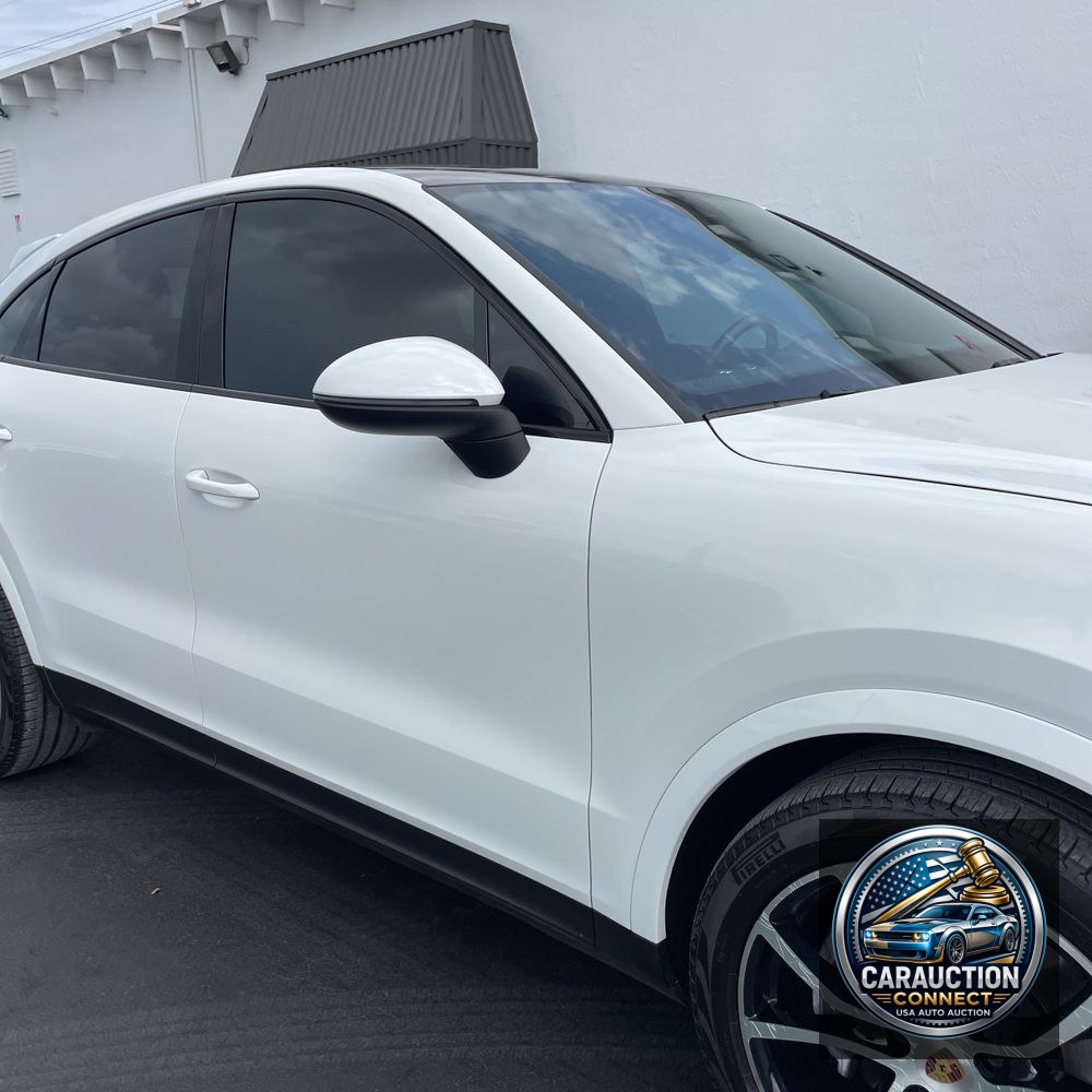 2022 Porsche Cayenne Coupe