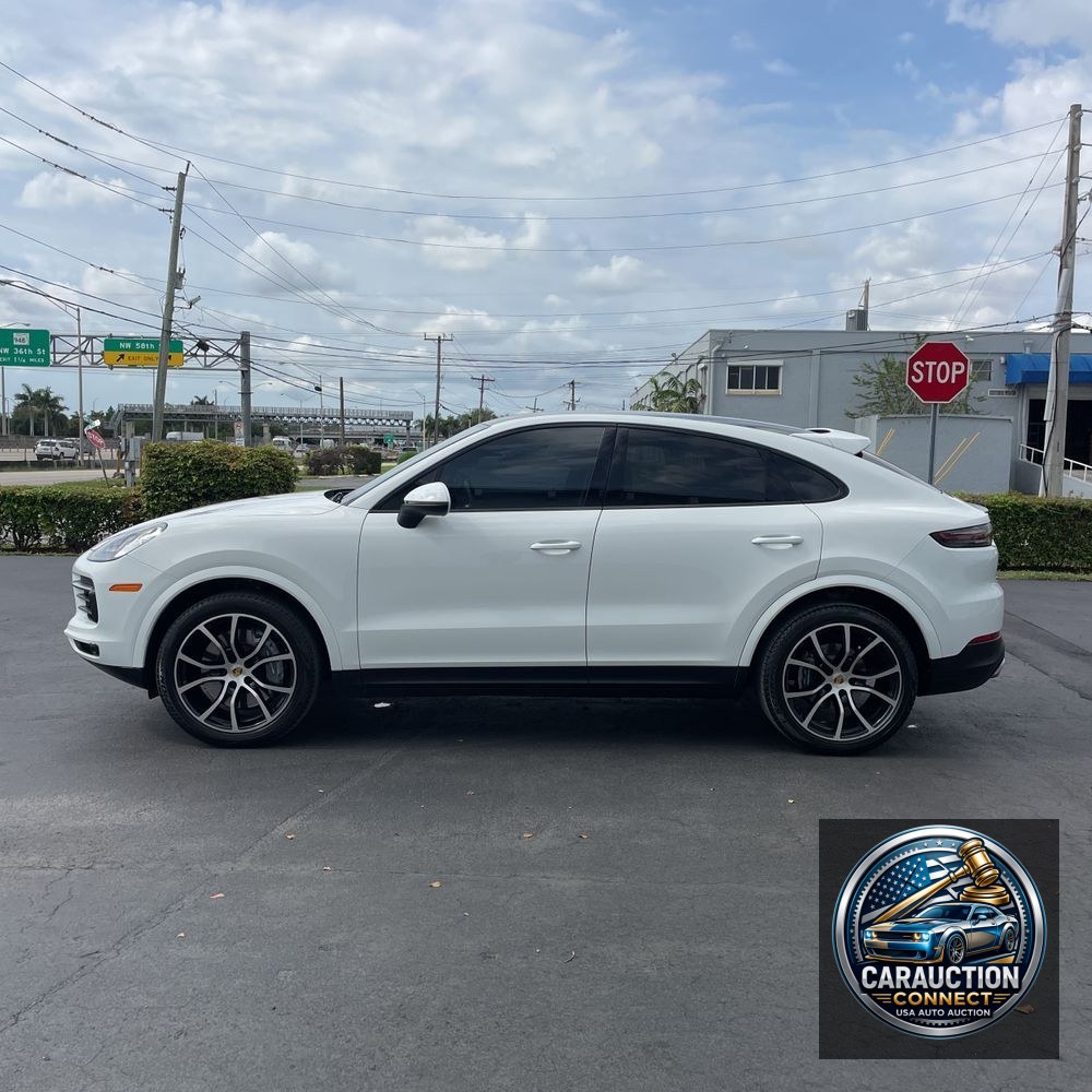 2022 Porsche Cayenne Coupe