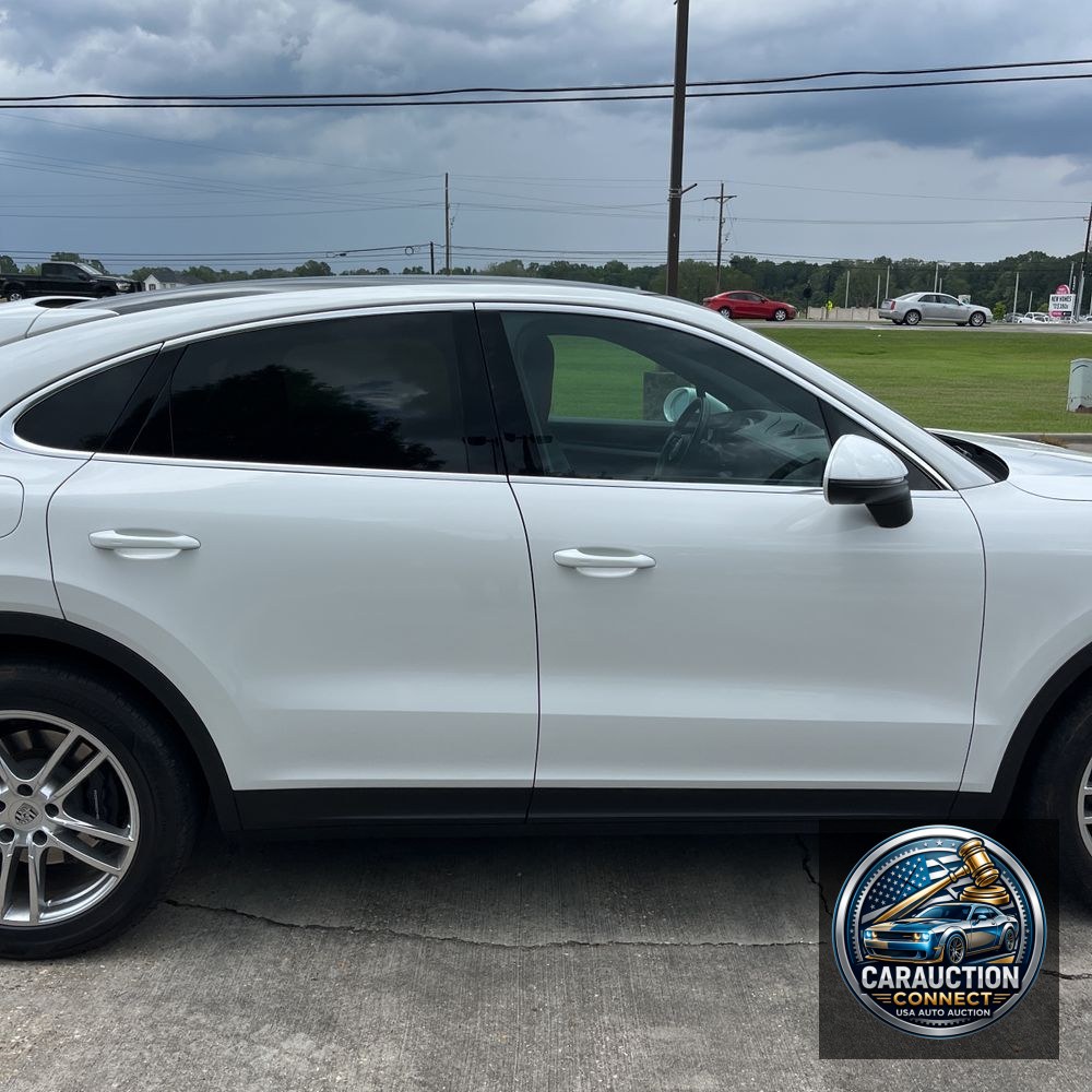 2024 Porsche Cayenne Coupe