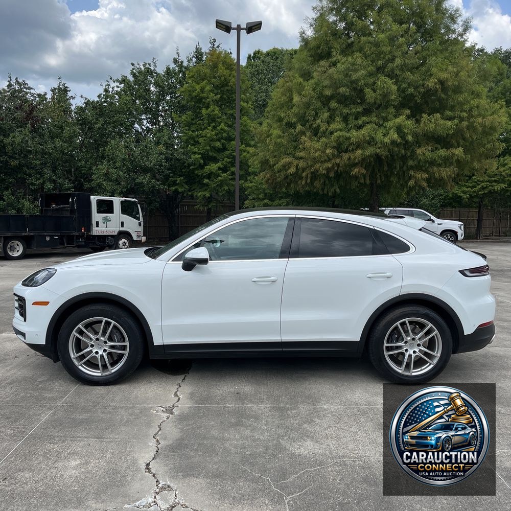 2024 Porsche Cayenne Coupe