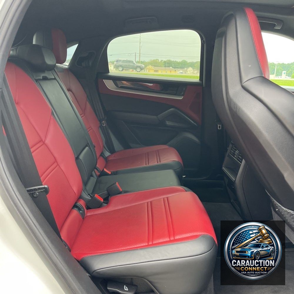 2024 Porsche Cayenne Coupe