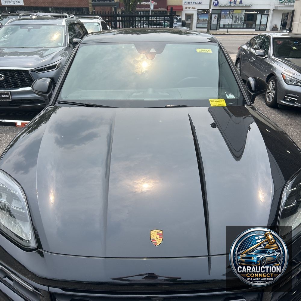 2024 Porsche Cayenne Base