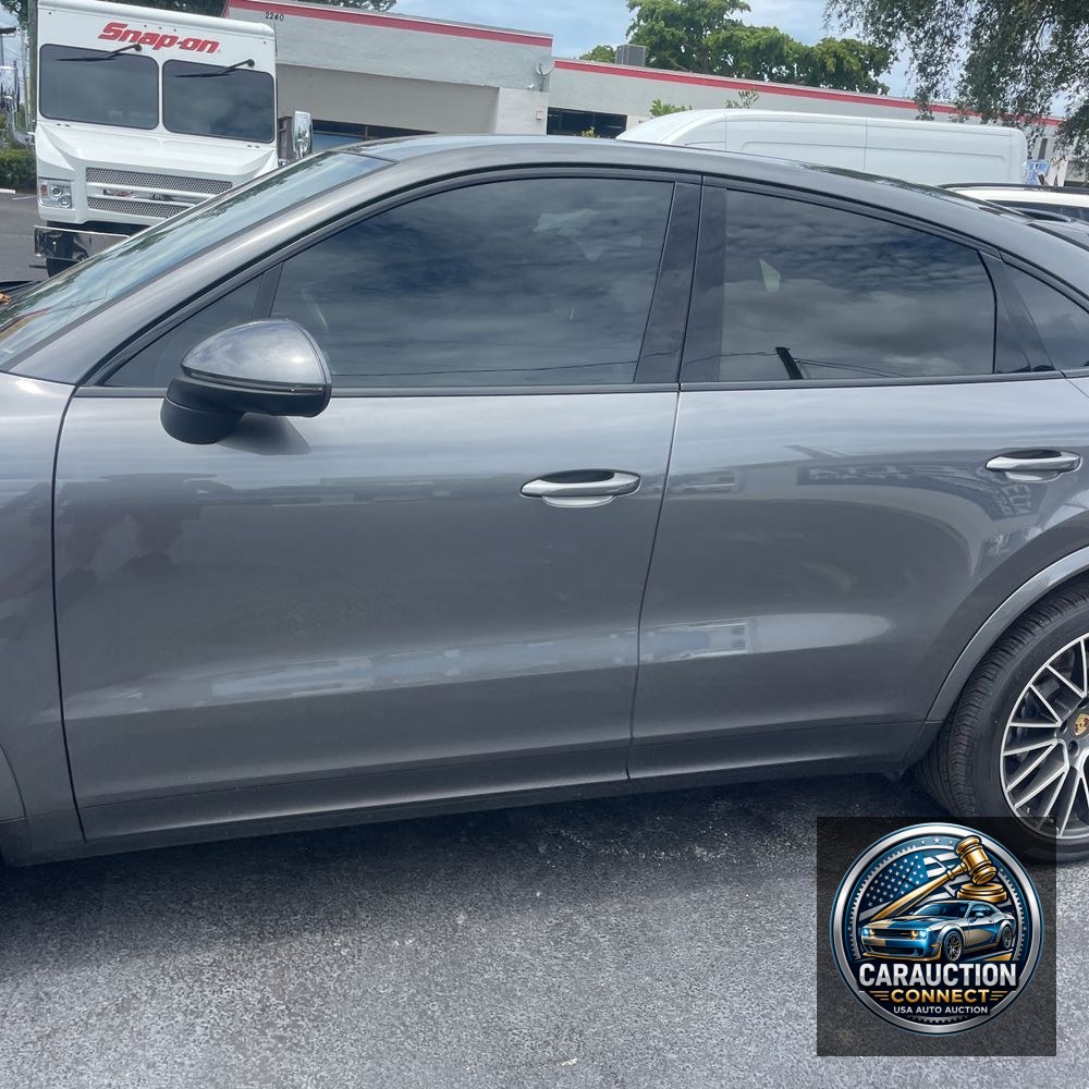 2021 Porsche Cayenne Coupe