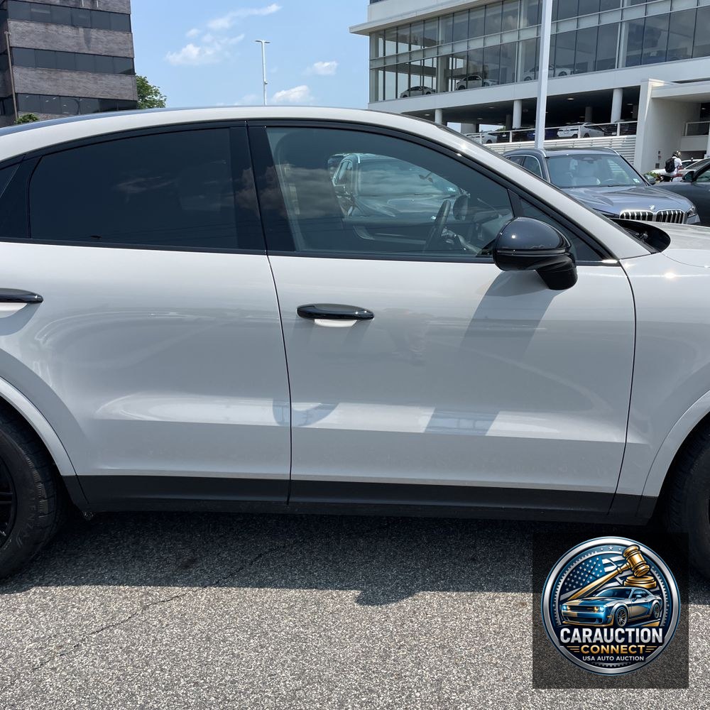 2025 Porsche Cayenne Coupe