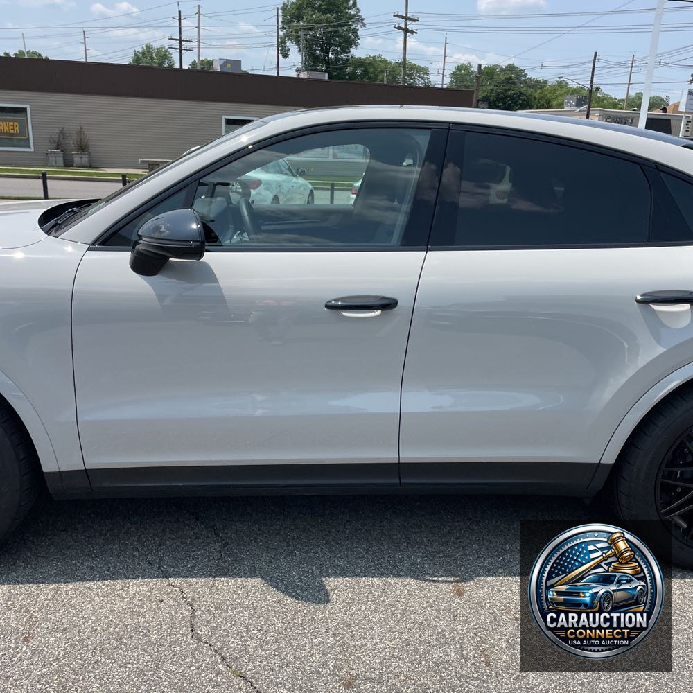 2025 Porsche Cayenne Coupe