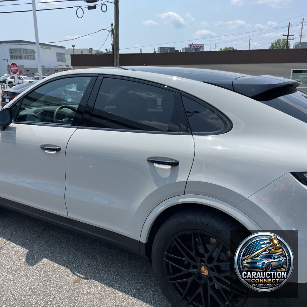 2025 Porsche Cayenne Coupe