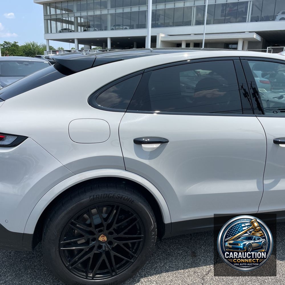 2025 Porsche Cayenne Coupe