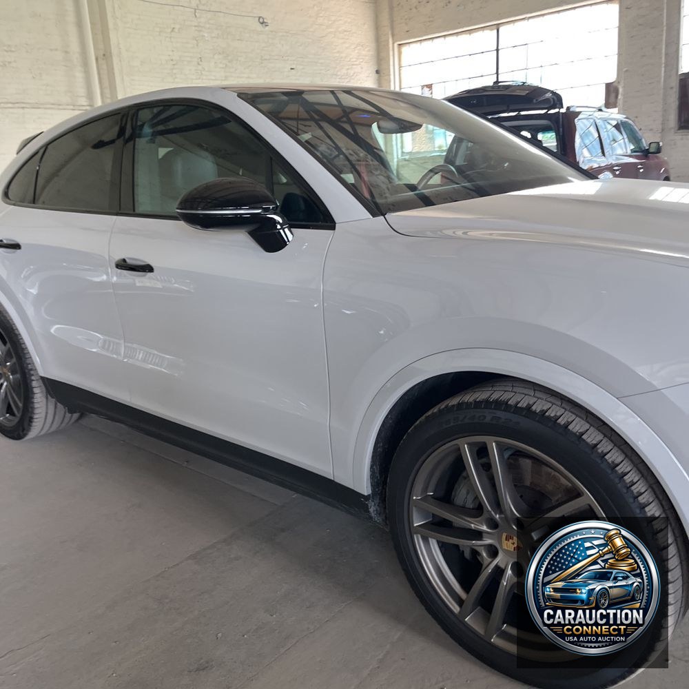 2020 Porsche Cayenne S Coupe
