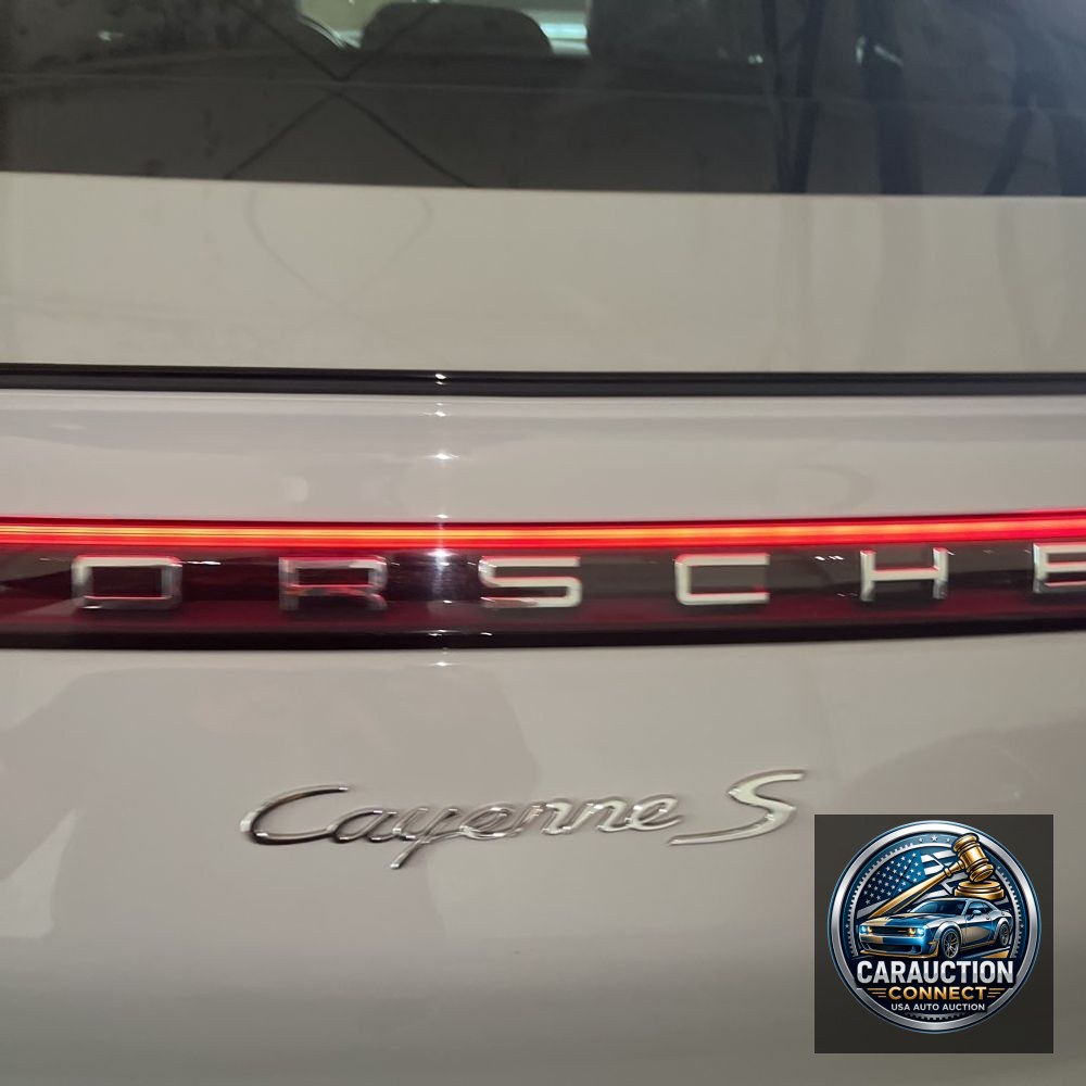2020 Porsche Cayenne S Coupe