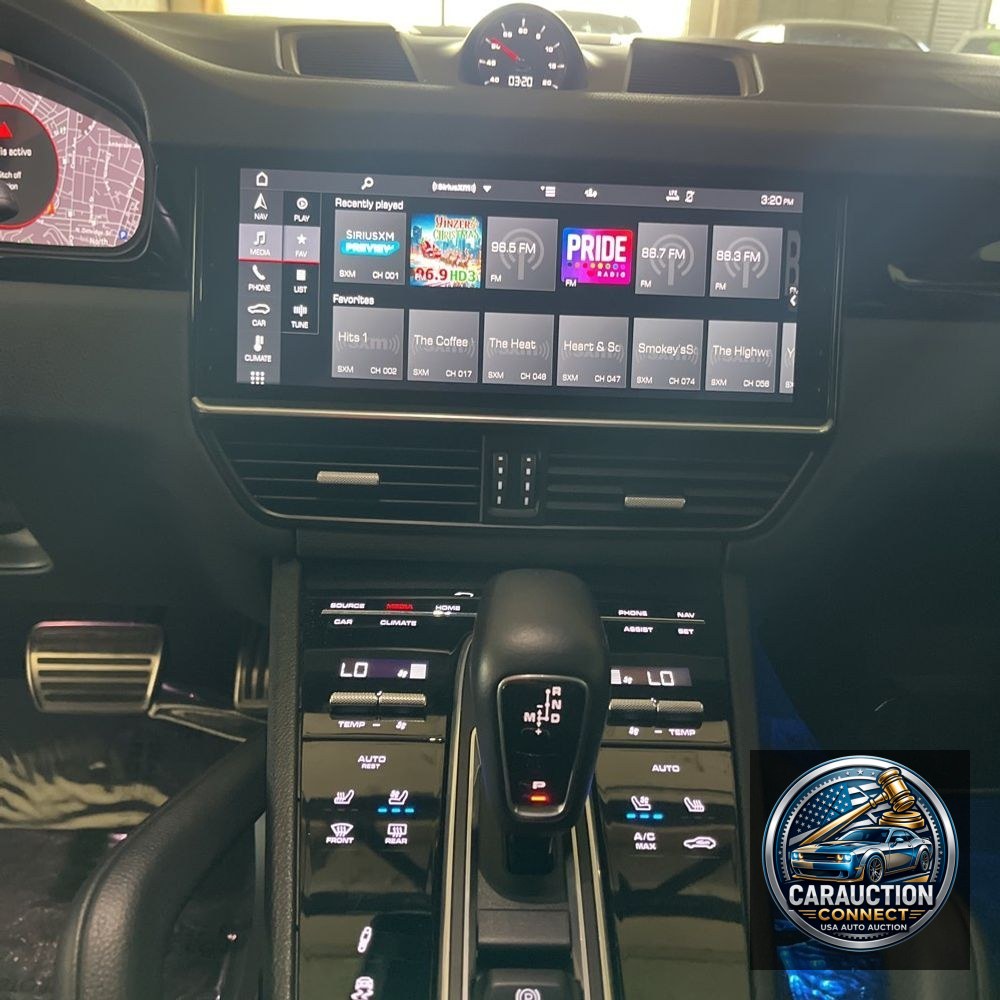 2020 Porsche Cayenne S Coupe