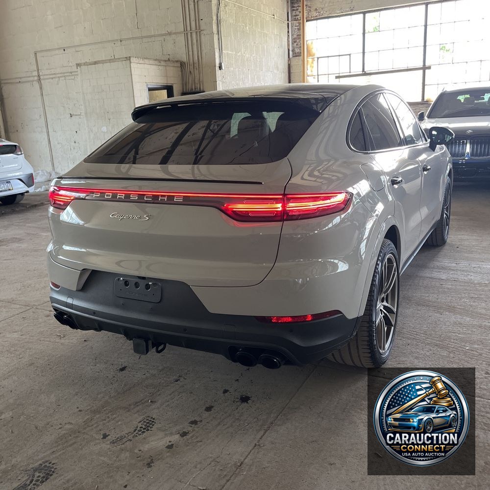 2020 Porsche Cayenne S Coupe