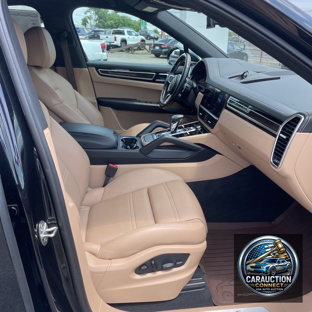 2022 Porsche Cayenne S Platinum Edition