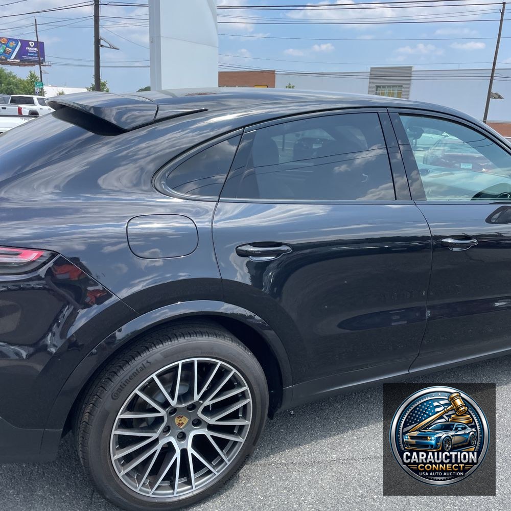 2022 Porsche Cayenne S Platinum Edition