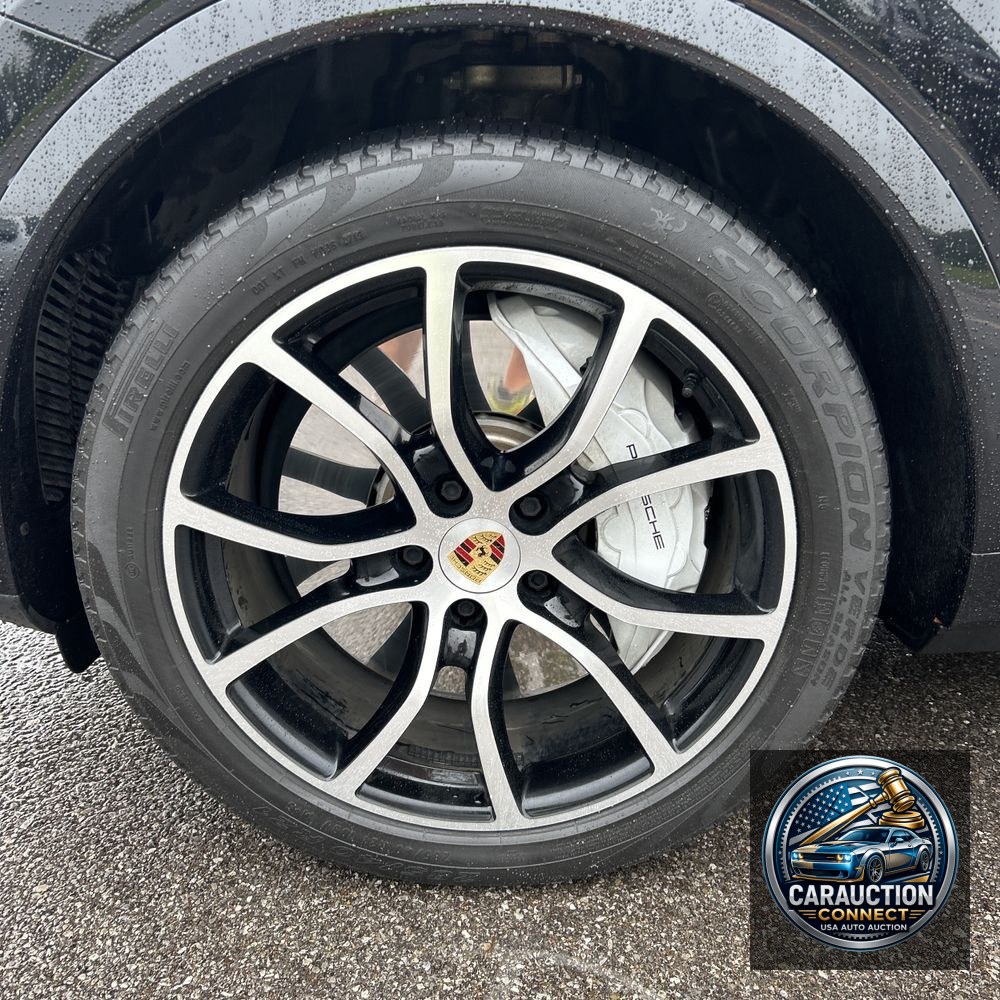 2020 Porsche Cayenne Turbo Coupe