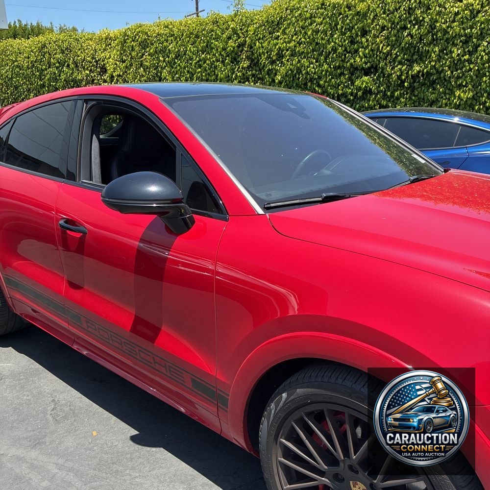 2021 Porsche Cayenne GTS Coupe