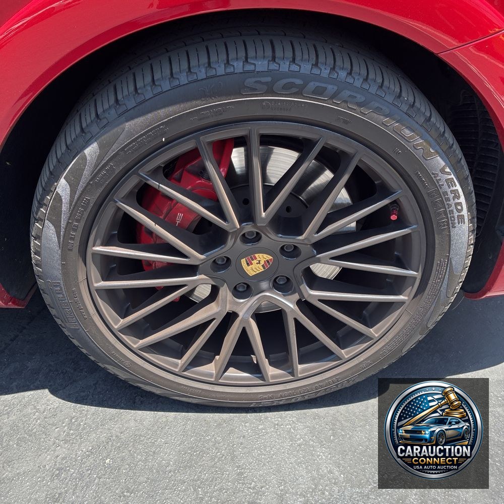 2021 Porsche Cayenne GTS Coupe