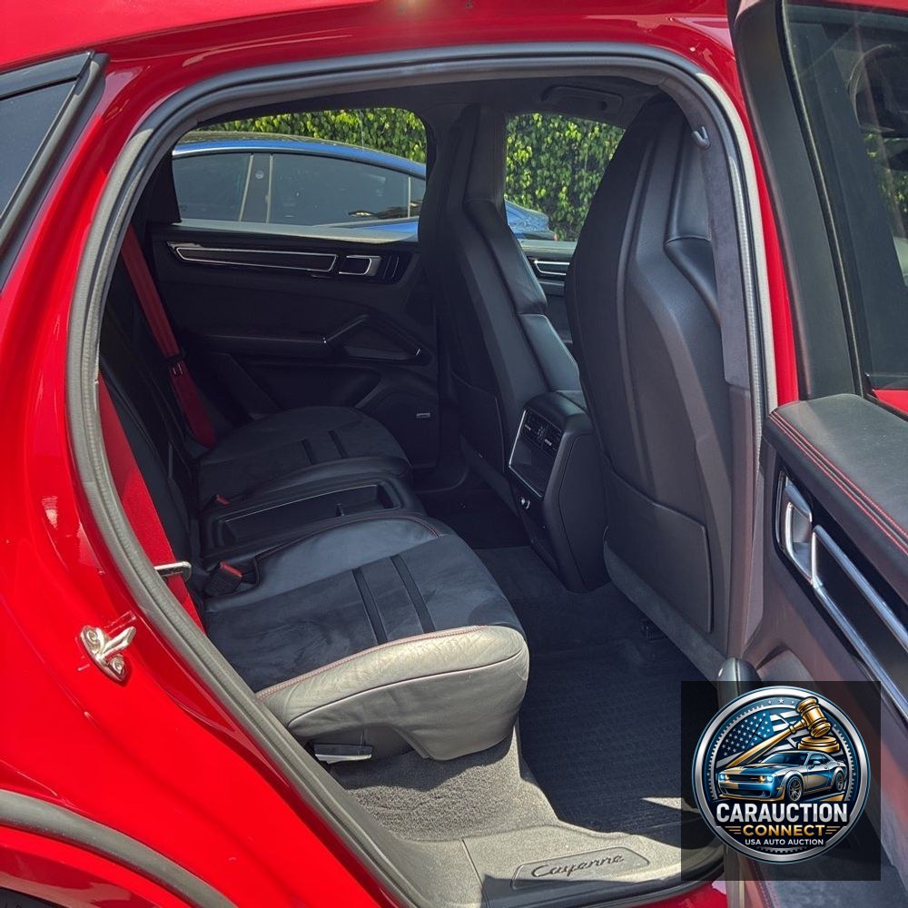 2021 Porsche Cayenne GTS Coupe