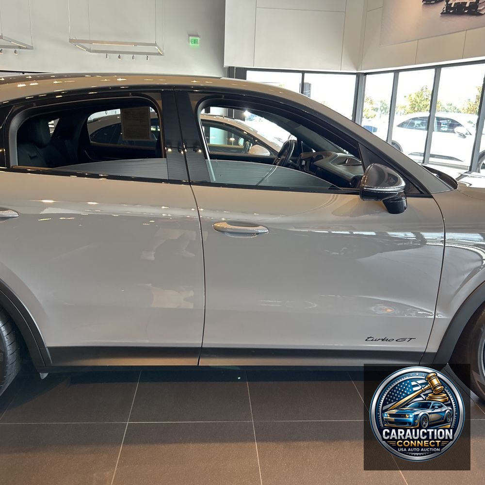 2024 Porsche Cayenne Turbo GT