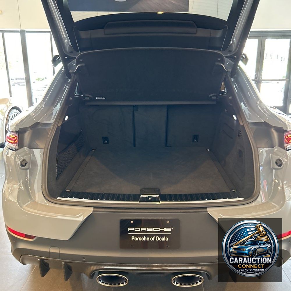 2024 Porsche Cayenne Turbo GT
