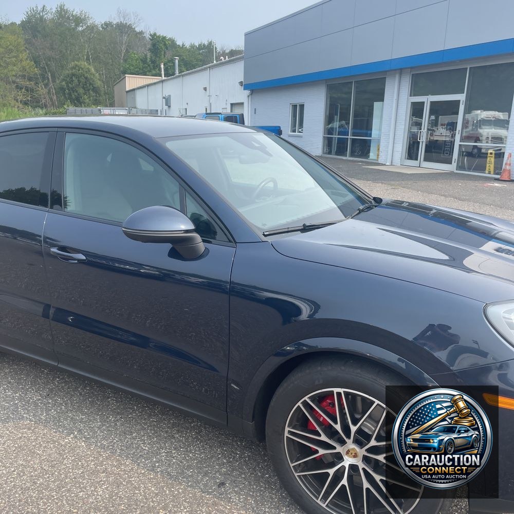 2024 Porsche Cayenne S