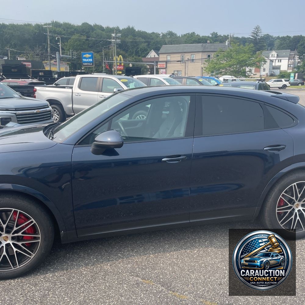 2024 Porsche Cayenne S