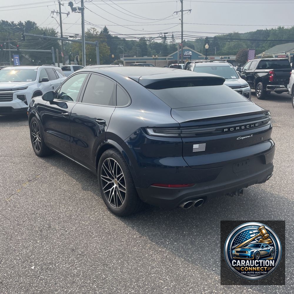 2024 Porsche Cayenne S