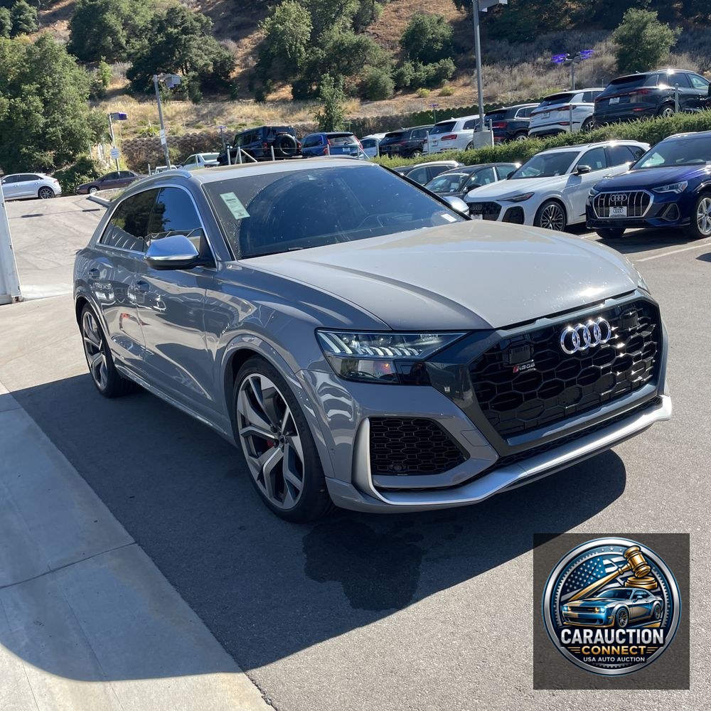 2023 Audi RS Q8