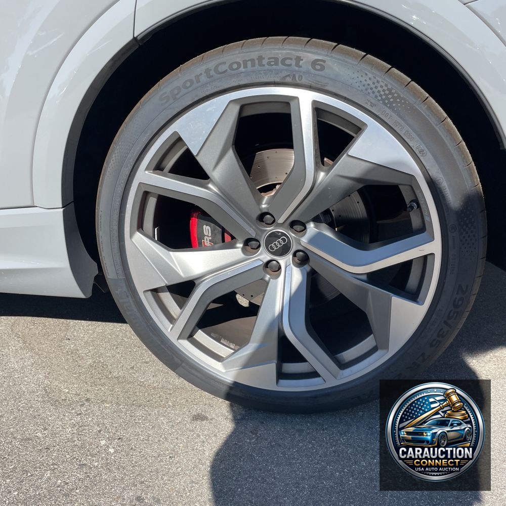 2023 Audi RS Q8