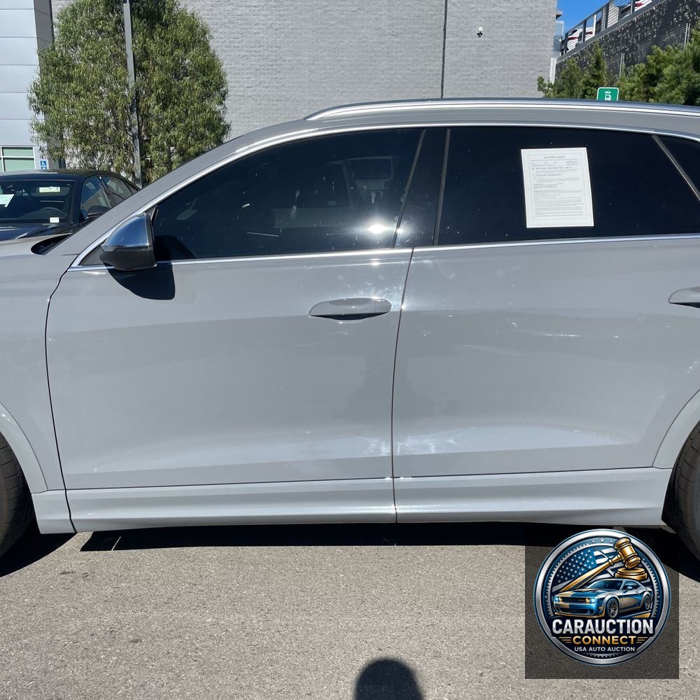 2023 Audi RS Q8