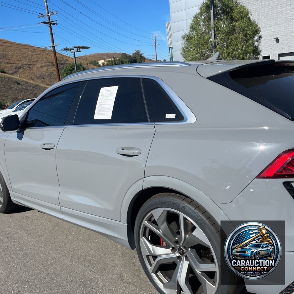 2023 Audi RS Q8